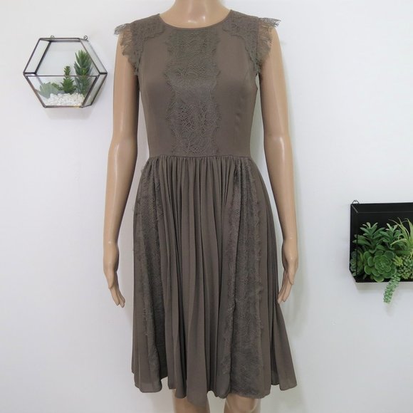 Banana Republic Taupe Cap Sleeve Lace Dress 0 - Picture 2 of 4